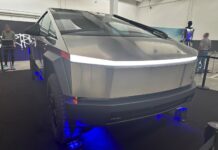 Tesla cybertruck milano daniele 2 ok